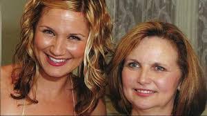 Carla Temple's Instagram, Twitter & Facebook