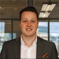 Melissa Ellefsen's Instagram, Twitter & Facebook