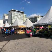 Seperti biasa saya ke bazar ramadhan untuk membeli aneka jenis masakan yang hanya terdapat di bulan puasa. Bazar Ramadan Putrajaya Presint 3