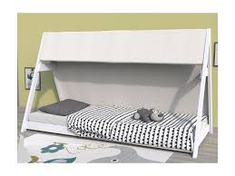 Das weiße bett aus massivem fichtenholz können sie mit farbigen accessoires im schlafzimmer kombinieren. Weisses Tipi Bett Aus Holz Und Stoff 90 X 200 Cm Comanche