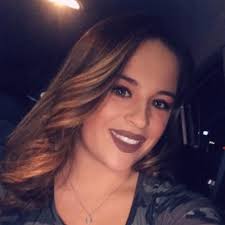 Lindsey Howard (@lindsey1618)