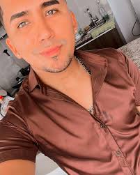 Adrian Navarrete (@adriannavamusic) • Instagram photos and videos