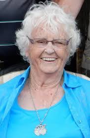 Laura Trafford's Instagram, Twitter & Facebook