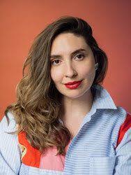 Tara Booth's Instagram, Twitter & Facebook