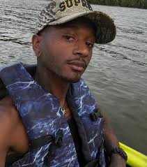 LezlieTroy Smith (@facefullofink) · Instagram 照片和视频