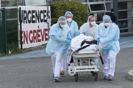 Les nombres de cas (+25 387) et de décès la france a franchi la barre des 40 000 morts samedi 7 novembre, celle des 50 000 le 24 novembre et celle des 60 000 le 18 décembre. Recap Coronavirus 450 Morts En France Le Bilan Explose En Italie