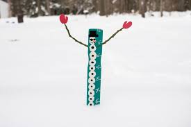 Sensory play, a craft, songs, books, science, and free printables! 15 Snow Day Crafts And Activities For Kids Hgtv