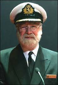 2004 QM2 captain's tradition