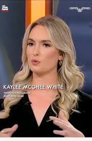 Kaylee White's Instagram, Twitter & Facebook