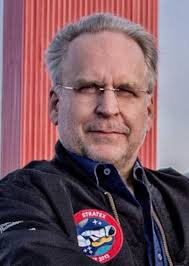 14 Minutes from Earth (2016)