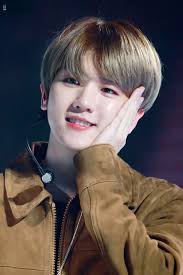 The best gifs are on giphy. Imgur The Magic Of The Internet Baekhyun Chanyeol Exo Chanbaek Baekhyun