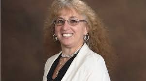 Karen Pecoraro's Instagram, Twitter & Facebook