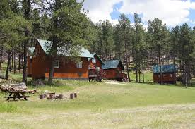 Deadwood connections provides spectacular black hills cabin rentals and is dedicated to providing a memorable vacation for you and your family. Elk Haven Cabins In South Dakota Elk Haven Vacation Cabins