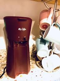Coffee maker walmart offered on alibaba.com are from the best brands and assure a seamless experience. Mr Coffee Iced Coffee Maker With Reusable Tumbler And Coffee Filter Walmart Com Walmart Com