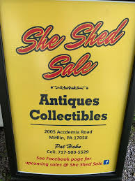 Have you been to the new Lost Art Studio and Vintage in downtown Lewistown  yet? It's such a fun mix of retro clothing, jewelry and home decor, plus  artwork by local artists