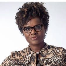 Lisa Golding (@lisa_mbg)