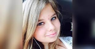 Donna Grace's Instagram, Twitter & Facebook