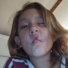 Renee Wimer's Instagram, Twitter & Facebook