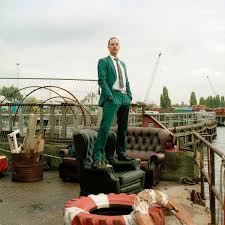 Wil je een uitzending bekijken van een andere omroep, kijk dan bij het uitzending gemist overzicht van tvblik. Mark Horn Photography Thomas Van Luyn