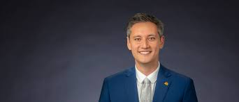 Messrs william leong started as a boutique law firm in year 1998. Nicholas Ernst Damon Key Leong Kupchak Hastert