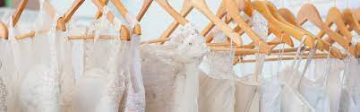 Ihre reinigung ist aufwändig, erfordert viel erfahrung und sollte deshalb dem spezialisten vorbehalten bleiben. Brautkleidreinigung Und Brautkleid Farben In Leipzig Und Halle