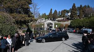 From wikipedia, the free encyclopedia. Il Funerale Di Marella Agnelli La Repubblica