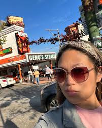 When in #Philly 🙌 Last stop before the airport! Geno's Steaks #wizwit  #genossteaks