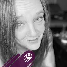 The Northern Lights are trying right now in Oklahoma.