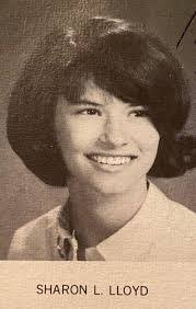 Shelly Ebert's Instagram, Twitter & Facebook