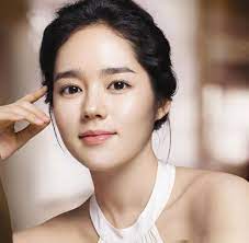 Top 10 Most Beautiful Korean Actresses Korean Beauty Secrets Straight Eyebrows Korean Makeup Look