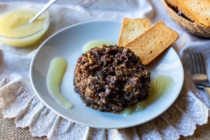 Scrambled Eggs with Blood Sausage