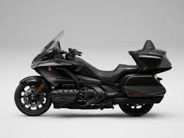 Here we will discuss honda goldwing gl1800 price in pakistan 2021. 2021 Honda Gold Wing Features Benefits