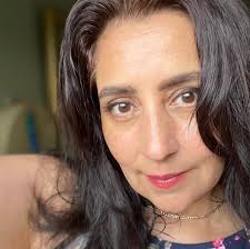 The Voyage & The Return: The Path to Self Discovery eBook : Halladay,  Nicolette, Becker, Catryn , Sheldon-Gates, Ashley, Ormonde, Tania , Moore,  Maggie , Armitrage, Jennifer Fai , Maritza, Valeria, Bengtson,