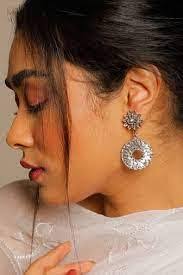 Tanisha Silver's Instagram, Twitter & Facebook