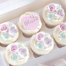 Floral pastel cake hi there! Pastel Floral Red Velvet Cupcakes Giftbag Ae Online Gift Delivery In Dubai