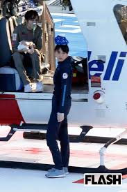 Отказаться от подписки на канал ガッキーgakki? æ–°åž£çµè¡£ ã‚³ãƒ¼ãƒ‰ãƒ–ãƒ«ãƒ¼ ãƒ­ã‚±ä¸­ã« é ­ã«æ°· ã®ã‚­ãƒ¥ãƒ¼ãƒˆå§¿ Smart Flash ã‚¹ãƒžãƒ•ãƒ© å…‰æ–‡ç¤¾é€±åˆŠèªŒ