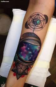 Forearm star tattoo designs for guys look extremely stylish on men and flaunts quite a complex design, and thus requires the expertise of a talented tattoo artist. Forearm Star Tattoos For Men Segerios Com