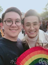 Huỳnh Lập và Hồng Tú kỷ niệm 11 năm bên nhau