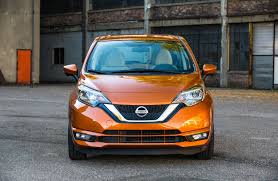 Specific fuel economy can vary depending on model year and whether the versa has an automatic or manual transmission. What S New For The 2018 Nissan Versa Note
