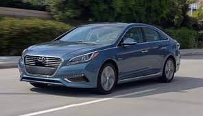 They combine to offer 199 horsepower. First Drive 2016 Hyundai Sonata Phev And Hev Green Car Congress
