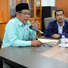 Ibupejabat polis daerah gombak polis diraja malaysia 53100 gombak, selangor. 24 Januari 2018 Taklimat Pendaftaran Anak Yatim Kepada Nazir Nazir Masjid Daerah Gombak Yide