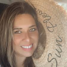 Edith Tirado's Instagram, Twitter & Facebook