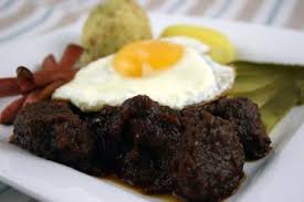 Made from beef lower leg, called wadschinken in austrian. Thepassionatecook Fiakergulasch Beef Goulash
