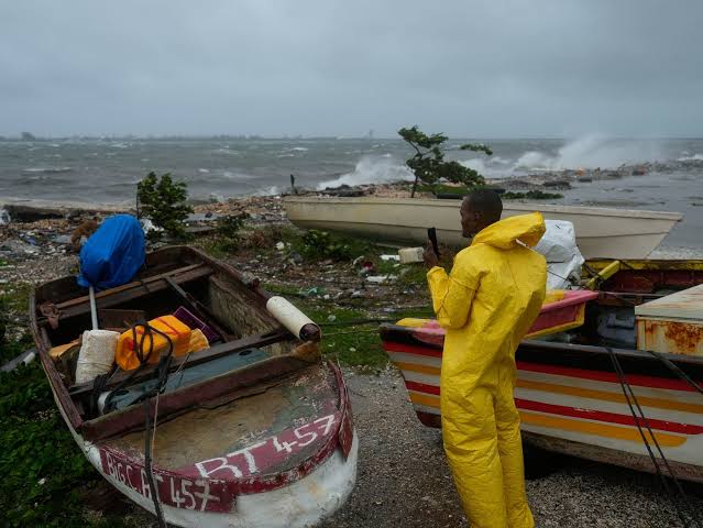 Category 5 Hurricane Melissa brings flooding and catastrophic winds to  Jamaica | MPR News