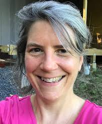 Sarah Bliss's Instagram, Twitter & Facebook