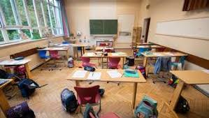 Wir geben eine übersicht, wann für welche klassen der unterricht beginnt. Corona Massnahmen In Schulen Einschrankungen Auch Nach Den Sommerferien Politik
