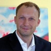 Jan Muth's Instagram, Twitter & Facebook