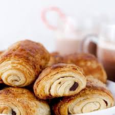 Raspberry Infused Iced Black Tea Latte One Armed Mama In 2020 Homemade Pastries Homemade Croissants Sweet Pastries