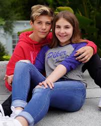 She keeps begging him to hold unto her because she's afraid of falling. Piper Rockelle On Instagram Piker Merch Just Dropped Walkerjbryant Tag 5 Friends That Ship Piker Kids Outfits Girls Cute Girl Outfits Girly Girl Outfits