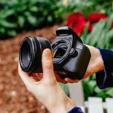I felt like the mark iv was a wonderful camera but overkill for me. The New Canon Eos 4000d The Cheapest Dslr Ever Released Light Stalking